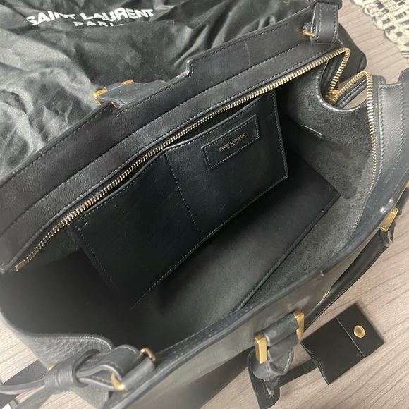 Saint Laurent Y Cabas bag in Small, black - Picture 7 of 12